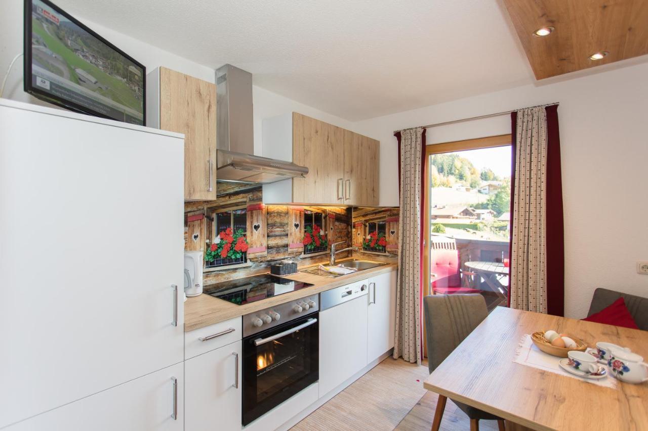 Familienbauernhof - Leogang Apartments Weissbacher 外观 照片